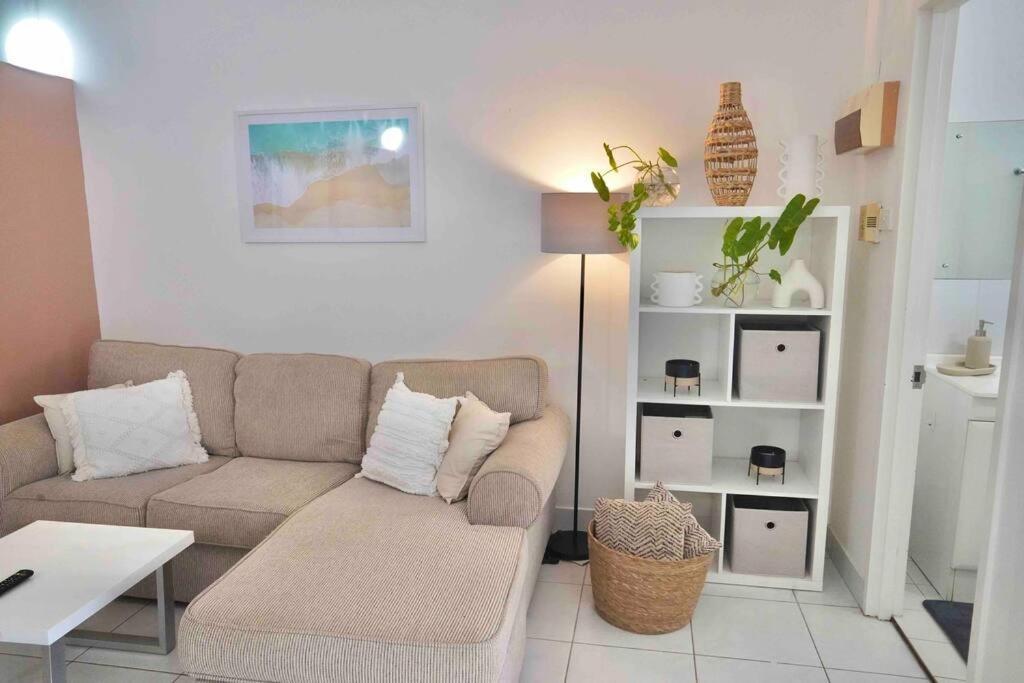 Lovely One Bed Room Apartment Right In The City Darwin Exterior photo